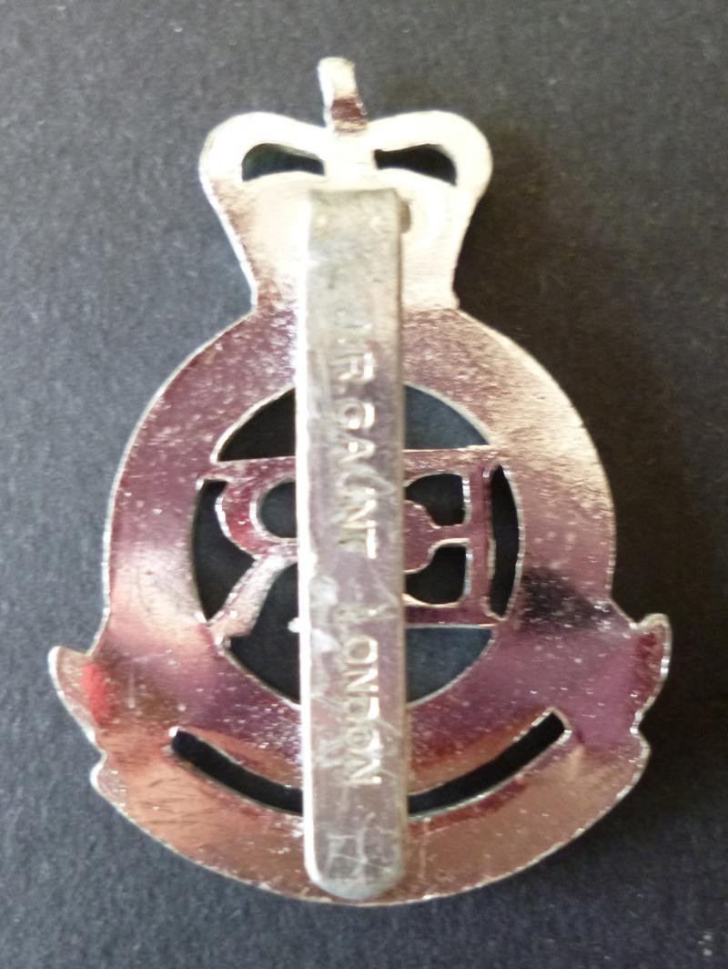 Royal Military Academy Sandhurst Staybrite Cap-badge. — image 2