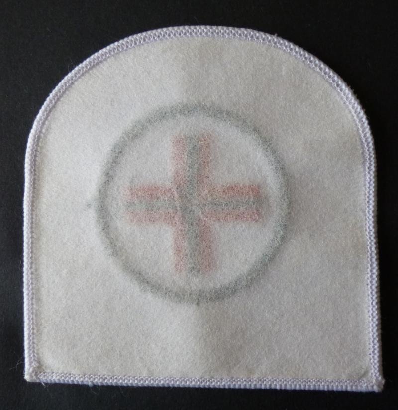 Royal Navy Medical Assistant (MA) Basic Rate Arm-badge. — image 2