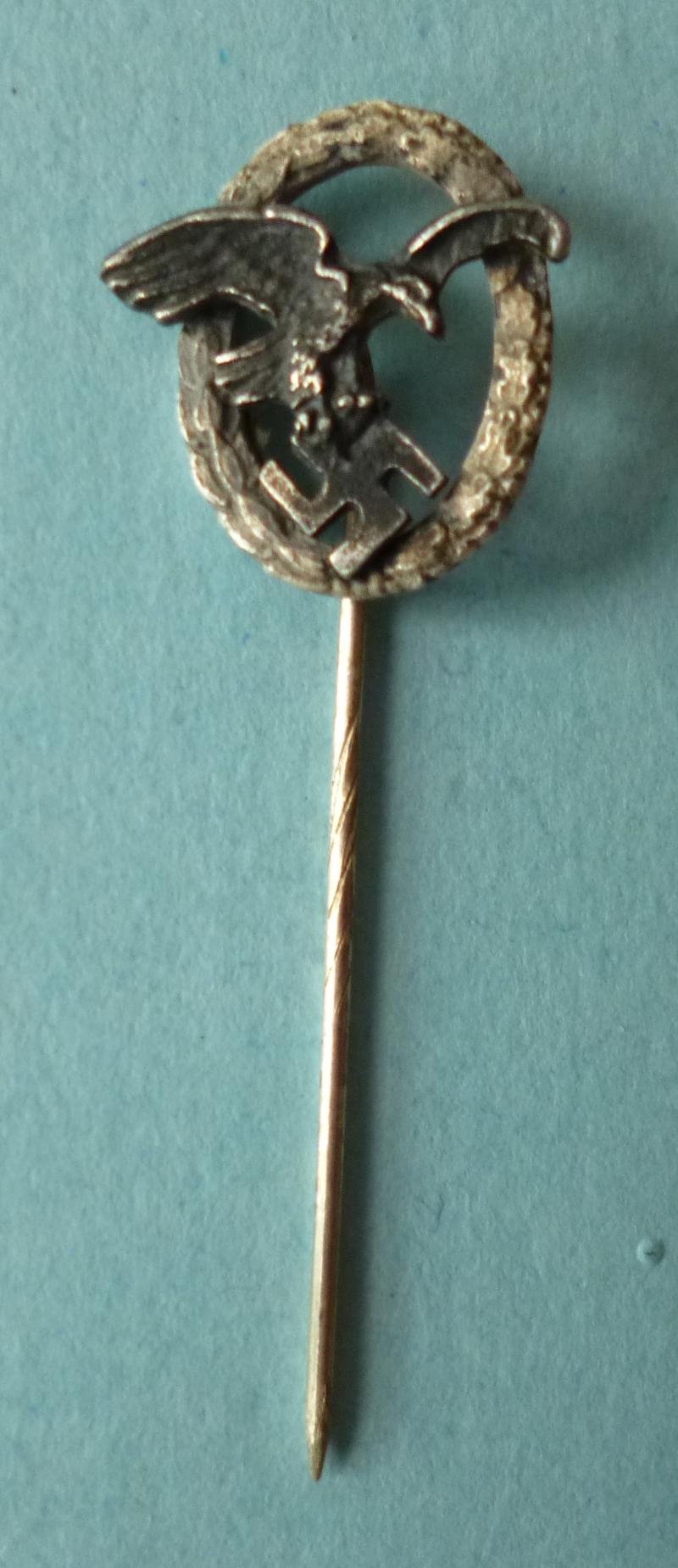 Third Reich : Luftwaffe Beobachter-Abzeichen (Observers Badge) Miniature Stick-pin Lapel-badge. — image 2