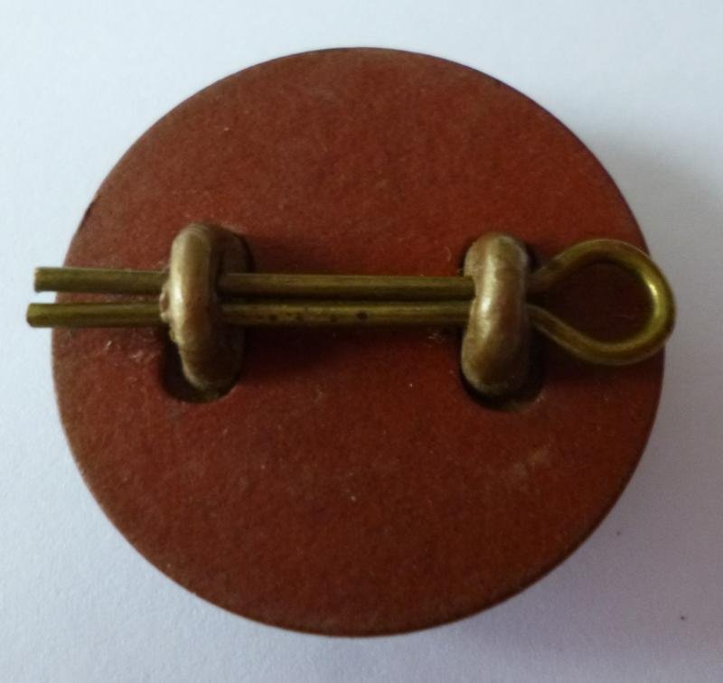 WW2 Royal Air Force Flight-sergeant's Plastic War-economy Arm Crown Rank-badge. — image 3