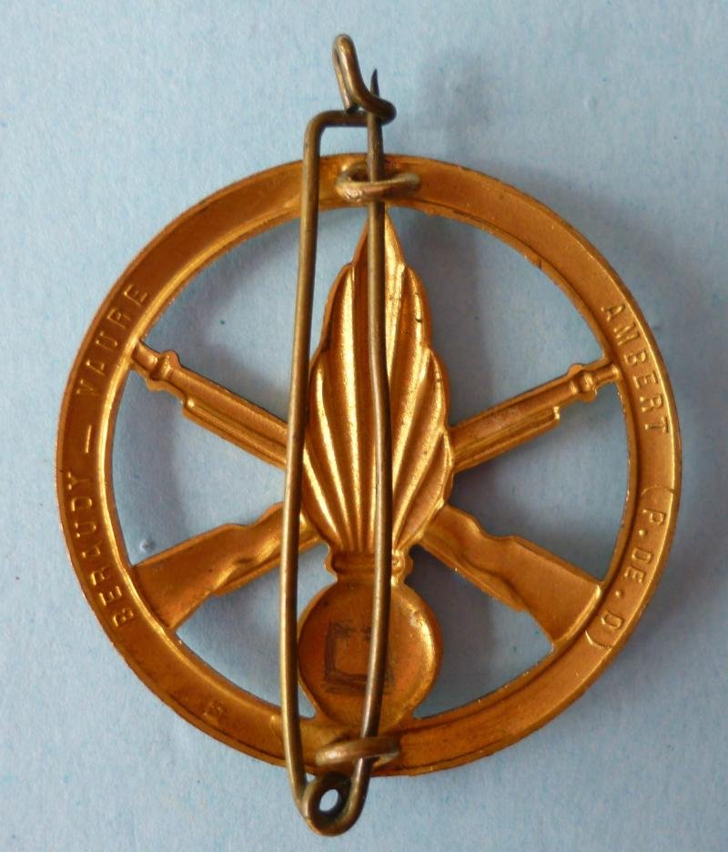 France : Army Infantry Beret-badge. — image 2