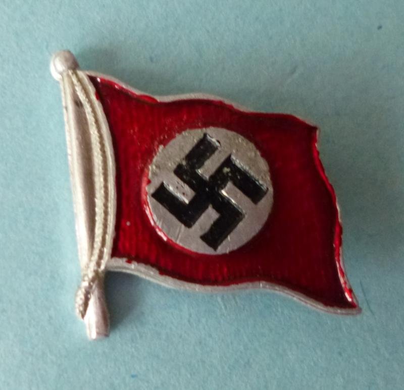 Third Reich : Early Nazi Sympathisers' Party-flag Stick-pin Lapel-badge. — image 2