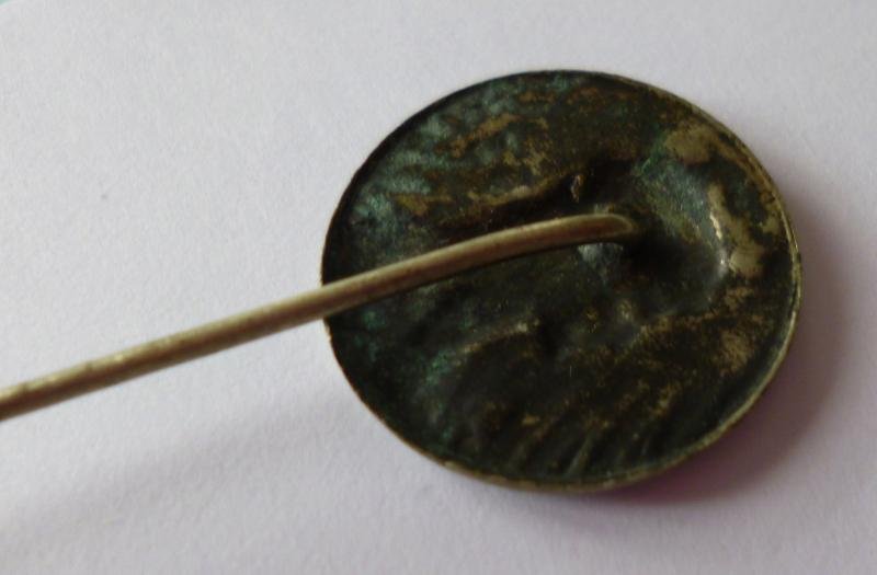 Third Reich / Weimar : Verein für das Deutschtum im Ausland (VDA) Members Stick-pin Lapel-badge. — image 3