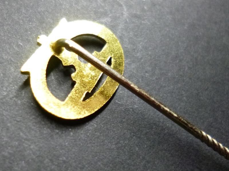 Third Reich : Kriegsmarine U-Boot-Kriegsabzeichen (U-Boat War-badge) Stickpin Miniature Lapel-badge. — image 2