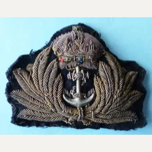 WW1 / 2 Royal Navy Officers King's Crown Cap-badge.