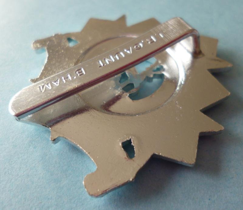 Bedfordshire Regiment Staybrite Anodised-aluminium Cap-badge. — image 2
