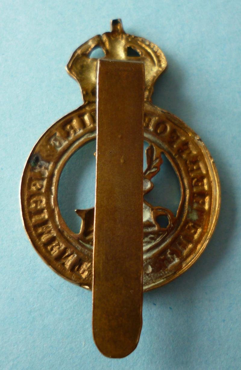 Hertfordshire (Territorial) Regiment Other Ranks Brass Cap Badge - wide antlers variety. — image 2