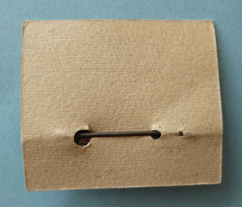 Imperial : German WW1 Württemberg Medal-ribbon Bar withThree Ribbons on Original Sales Presentation Display Card. — image 2