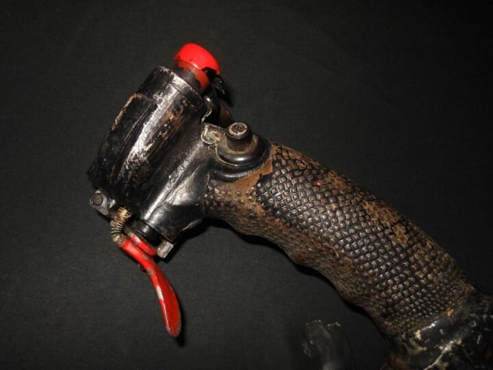 Vietnam / Cold War – Soviet Russian Air Force – CONTROL STICK GRIP – MiG 21 — image 2