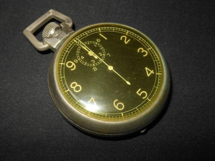 WW2 US Army Aircraft – ELGIN TYPE A-8 'JITTERBUG' NAVIGATION STOPWATCH – NICE! — image 2