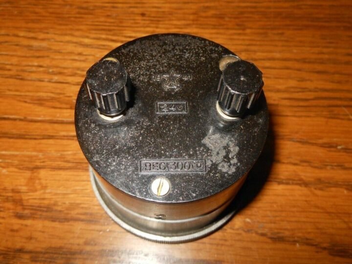 WW II Russian Soviet Air Force Aircraft – COCKPIT CLOCK – IL-2 MiG3 Yak 1 -NICE! — image 4