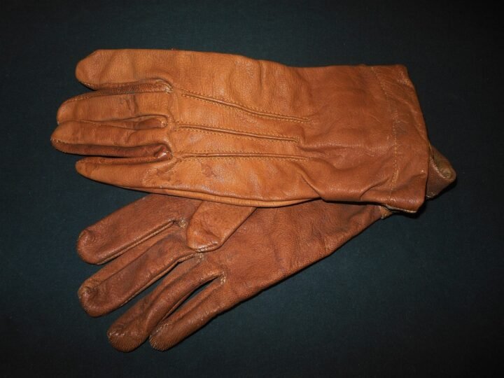WW2 Imperial Japanese Army – PILOT & PARATROOPER GLOVES – VERY RARE! — image 2