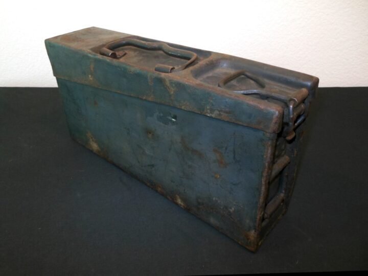 WW2 German Wehrmacht Patronenkasten 34 – STEEL STORAGE BOX / CAN – NICE! — image 2
