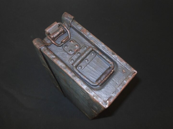 WW2 German Wehrmacht Patronenkasten 34 – STEEL STORAGE BOX / CAN – NICE! — image 6