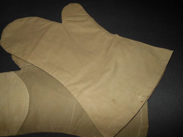 WW2 Imperial Japanese Army – MOSQUITO PROOF GLOVES / MITTENS – SUPERB! — image 2
