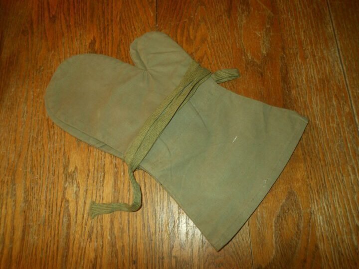 WW II Imperial Japanese Army Mosquito Proof Gloves / Mittens #1 – SUPERB! — image 2