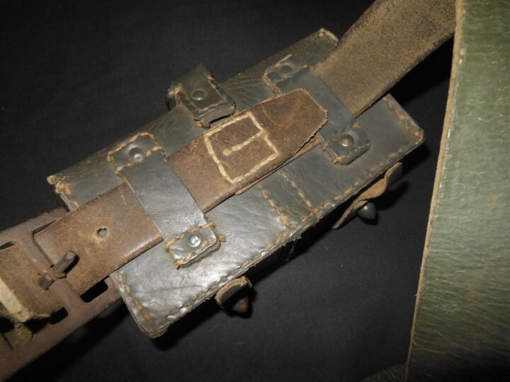 WW2 Royal Italian Army – M1907 CARCANO LEATHER AMMUNITION POUCH & BELT – NICE! — image 4