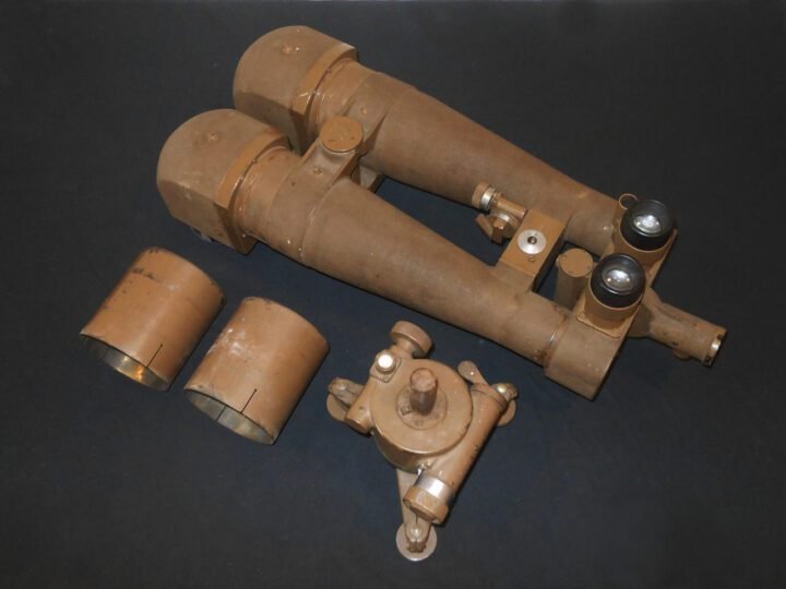 WW2 Imperial Japanese Army – 15×80 BIG EYE BATTERY COMMANDER OPTICS, BOX, TRIPOD, AND TAN CAMOUFLAGED COVER! — image 16