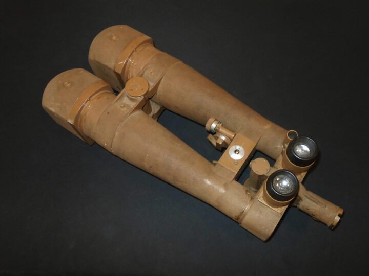 WW2 Imperial Japanese Army – 15×80 BIG EYE BATTERY COMMANDER OPTICS, BOX, TRIPOD, AND TAN CAMOUFLAGED COVER! — image 17
