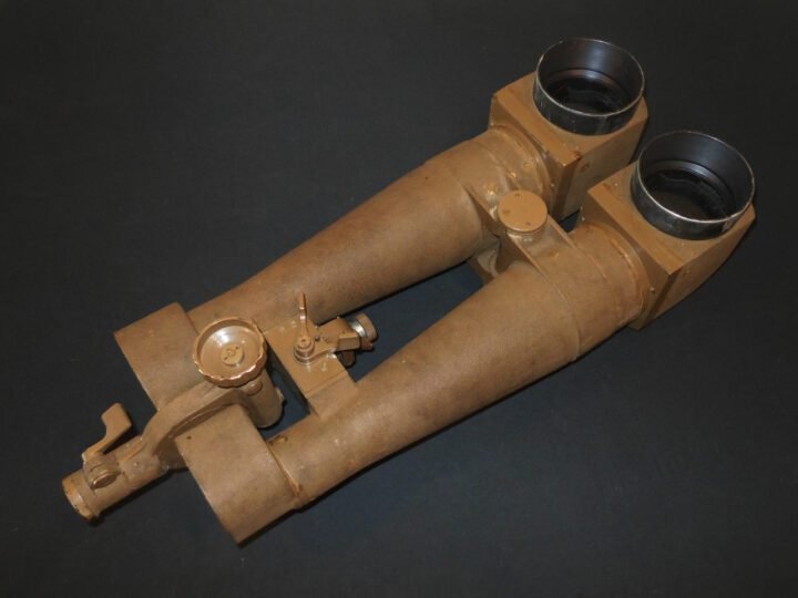 WW2 Imperial Japanese Army – 15×80 BIG EYE BATTERY COMMANDER OPTICS, BOX, TRIPOD, AND TAN CAMOUFLAGED COVER! — image 24