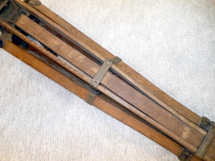 WW2 Imperial Japanese Army – 15×80 BIG EYE BATTERY COMMANDER OPTICS, BOX, TRIPOD, AND TAN CAMOUFLAGED COVER! — image 37