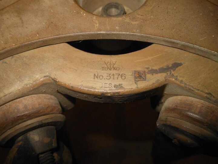 WW2 Imperial Japanese Army – 15×80 BIG EYE BATTERY COMMANDER OPTICS, BOX, TRIPOD, AND TAN CAMOUFLAGED COVER! — image 44