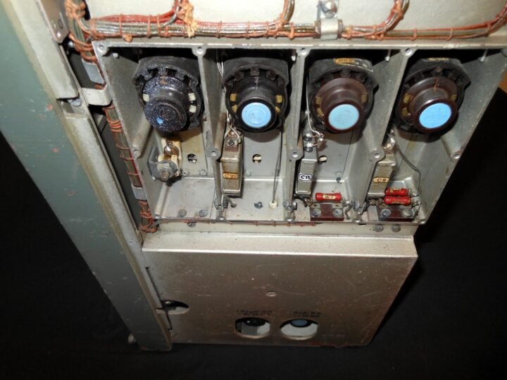 WW2 German Wehrmacht Fu.H.E.b – Funkhorchempfänger b – RADIO RECEIVER – RARE! — image 14