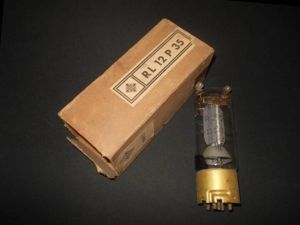 WW2 German Kriegsmarine Telefunken – RL12P35 RADIO TRANSMITTER VALVE #3 …