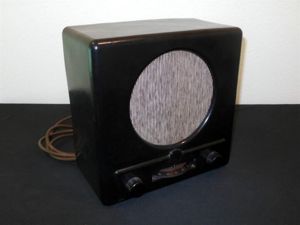 WW2 German Wehrmacht Kleinempfänger DKE 38 – PEOPLE'S RADIO – …