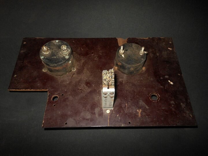 WW2 Imperial Japanese Army / Navy – ELECTRICAL AMMETER TESTING PANEL – NICE! — image 9