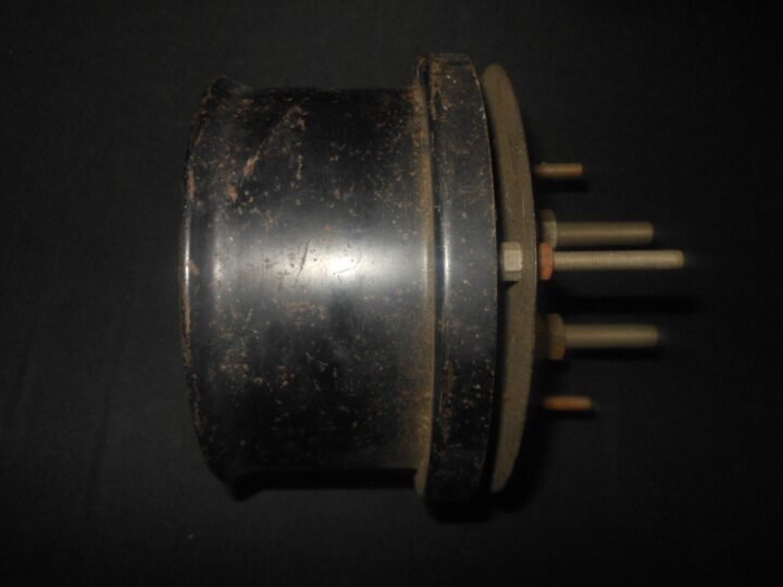 WW2 Imperial Japanese Navy – ELECTRICAL VOLTMETER – SHIPS & SUBMARINES – RARE! — image 3