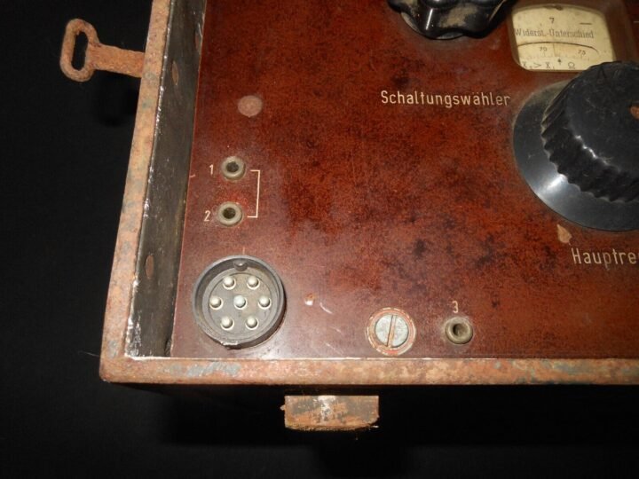 WW2 German Luftwaffe Messbrücke Ohmmeter – COMMUNICATION LINE TESTING UNIT — image 10