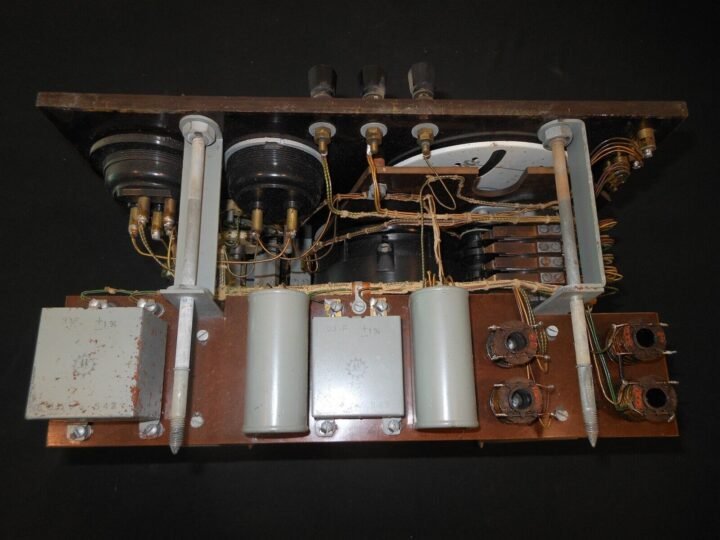 WW2 German Luftwaffe Messbrücke Ohmmeter – COMMUNICATION LINE TESTING UNIT — image 19
