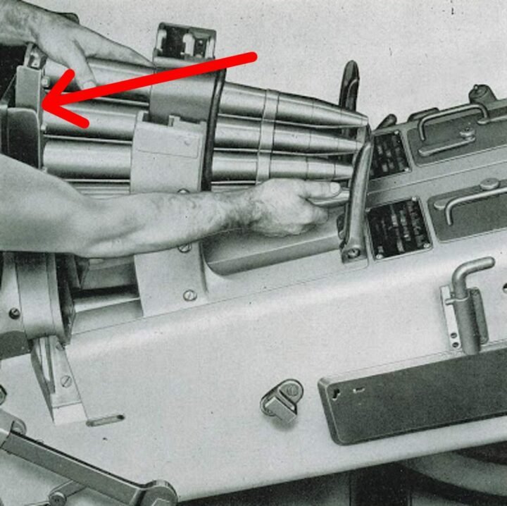 WW2 German Luftwaffe Feldluftautomatkanone 28 L/60 – 40mm BOFORS ANTI-AIRCRAFT CANNON – STEEL SHELL CASING #3 – NICE! — image 5