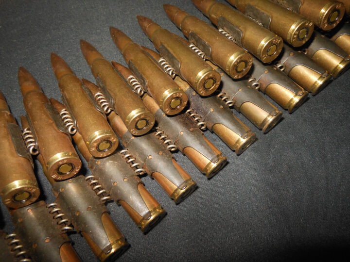 WW2 German Wehrmacht – COVERT OSS & CANADIAN CONTRACT – 7.92 AMMUNITION BELT LINK – MG34 MG42 – 1944 DATED – RARE! — image 3