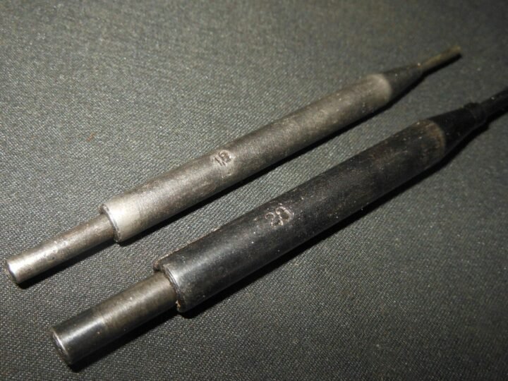 WW2 German Wehrmacht Waffenmeister Werkzeug – SPARE PARTS / TOOL KIT – MG13 – NICE! — image 10