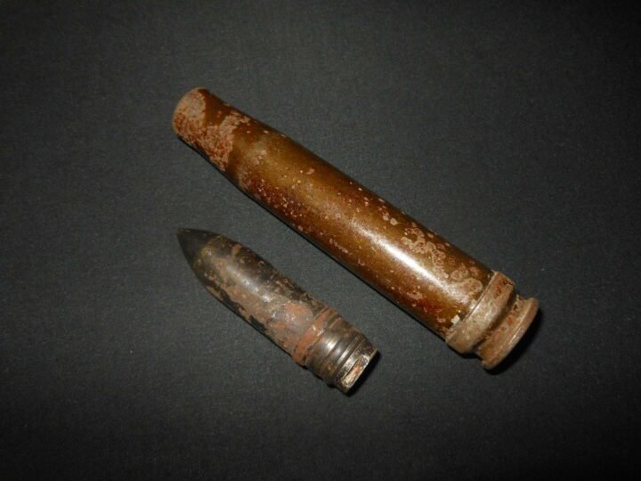 WW2 Italian Army 20mm 20×138 Breda 20/65 mod.35 – COMPLETE AP ROUND & SHELL – NICE! — image 4