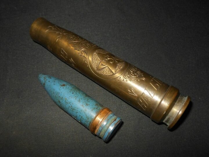 WW II US Army Air Force – GERMAN 20mm FlaK TRENCH ART BRASS CASING – SUPERB! — image 13