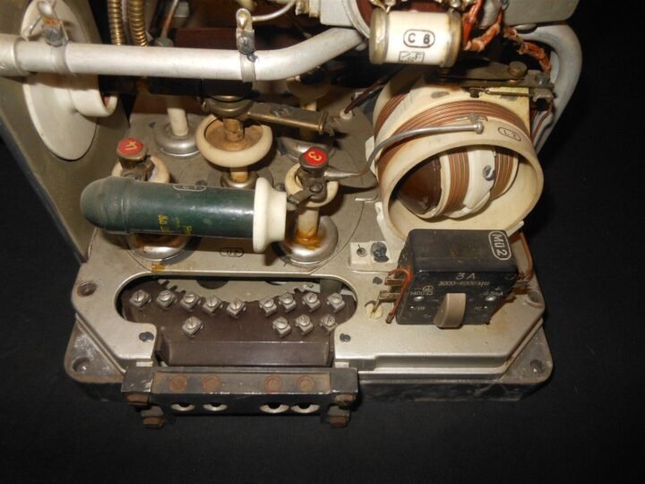WW2 German Luftwaffe Antennen-Abstimmungs-Gerät – AAG3 ANTENNA UNIT – FuG10 Ju88 — image 14