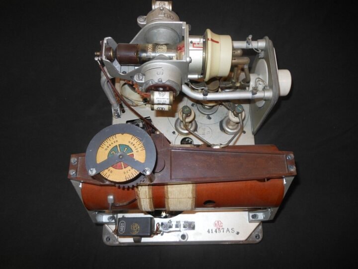 WW2 German Luftwaffe Antennen-Abstimmungs-Gerät – AAG3 ANTENNA UNIT – FuG10 Ju88 — image 7