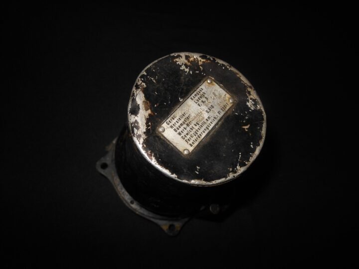 WW2 German Luftwaffe FK5 Führerkompass – MAGNETIC COMPASS – Me109 E / F – RARE! — image 8
