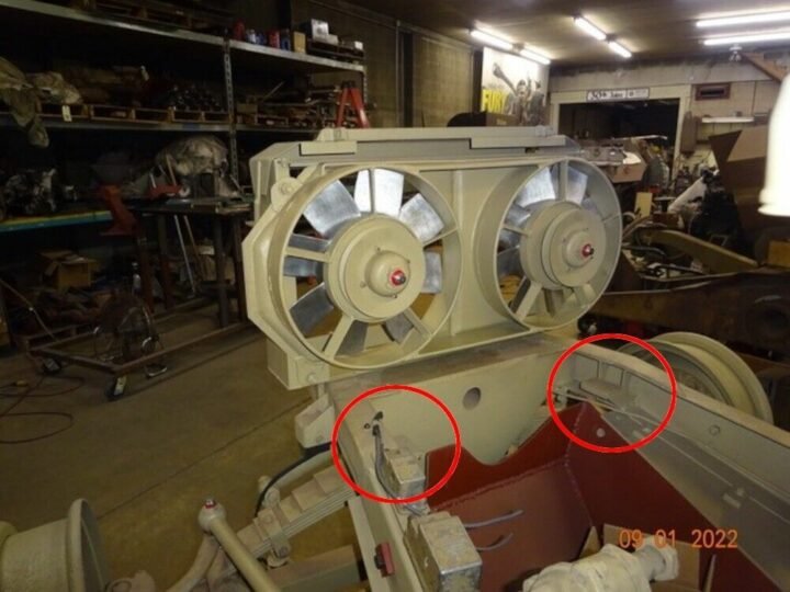 WW II German WH Motorhalterung – FRONT ENGINE MOUNTS – Sd.Kfz. 251/9 – NICE! — image 5