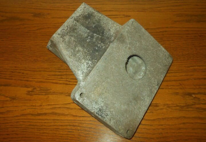 WW II German Luftpresser – AIR COMPRESSOR MOUNT – MAYBACH HL54 / 62 Sd.Kfz RARE — image 3