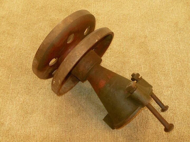 WW II German Army Panzer – TANK RETURN WHEEL – StuG III – COMPLETE – V. RARE! — image 5