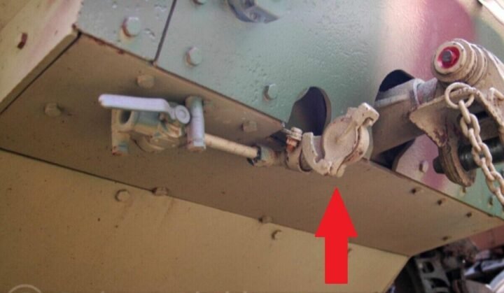 WW II German WH Army – TRAILER BRAKE CONNECTION – Sd.Kfz. 251 250 – RARE! — image 5