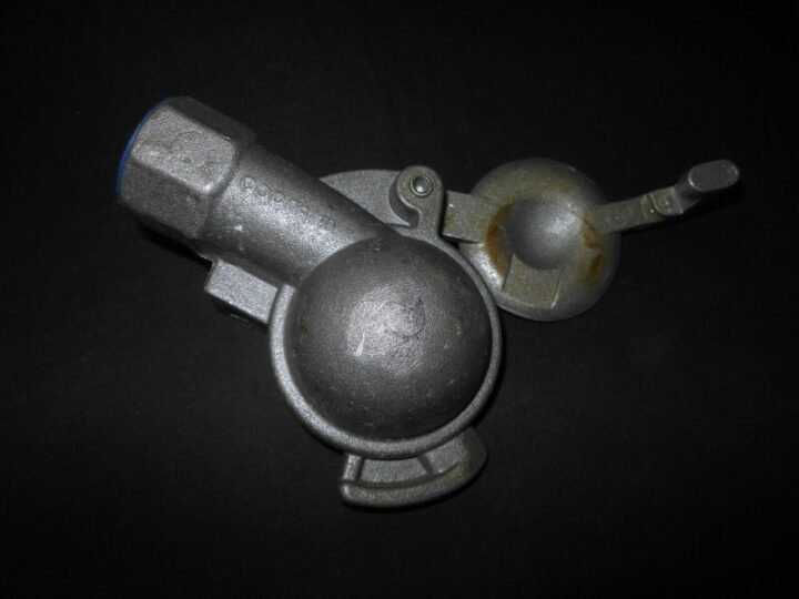 WW II German WH Army – TRAILER BRAKE CONNECTION – Sd.Kfz. 251 250 – RARE! — image 2