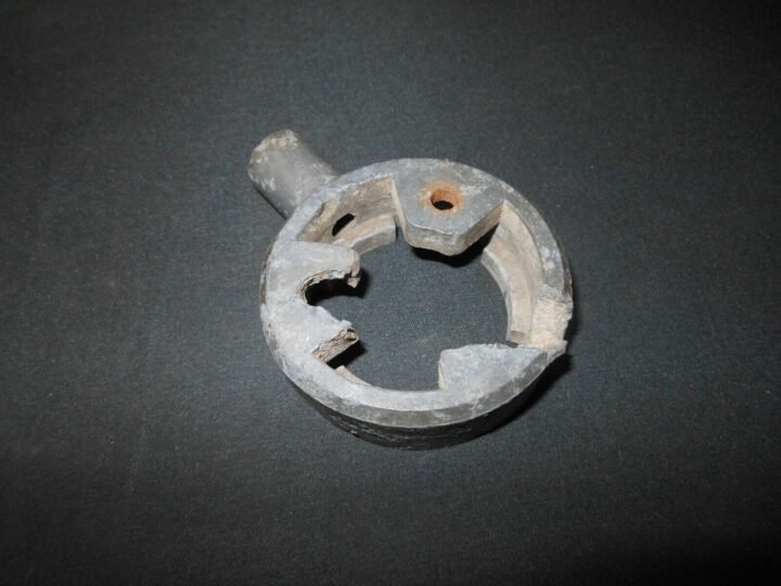 WW II German Army Zündgerät – CANNON FIRING BUTTON MOUNT – TIGER HETZER – RARE! — image 4