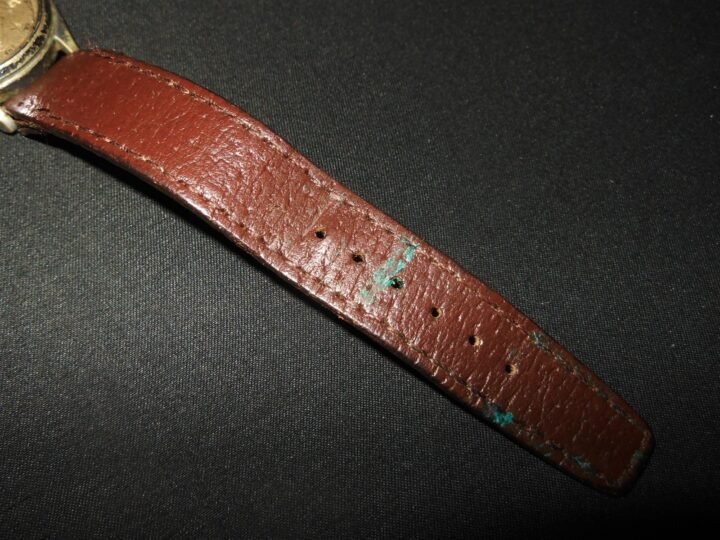 WW2 German Wehrmacht Dienstuhr – PERSONAL SERVICE WATCH – HELVETIA – RARE! — image 4