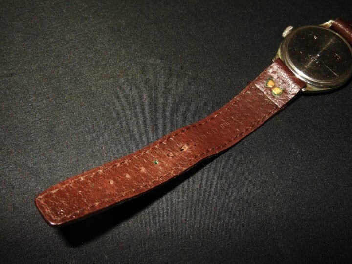 WW2 German Wehrmacht Dienstuhr – PERSONAL SERVICE WATCH – HELVETIA – RARE! — image 7