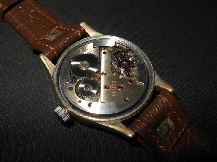 WW2 German Wehrmacht Dienstuhr – PERSONAL SERVICE WATCH – HELIOS – EXCELLENT! — image 8